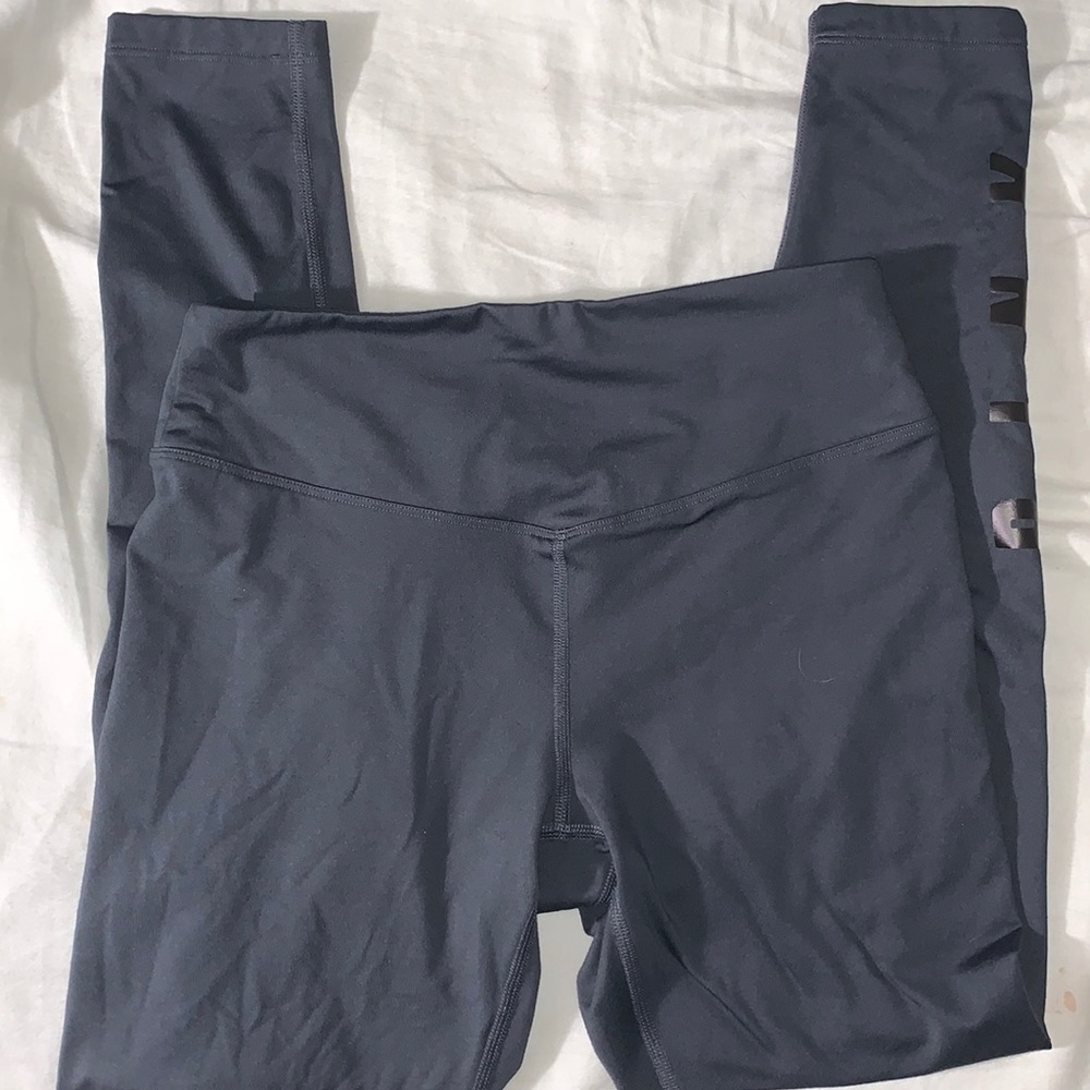 Medium Victoria’s Secret pink fleece lined leggings